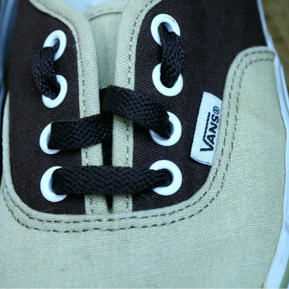Custom Design Vans - Picture 8 of 14